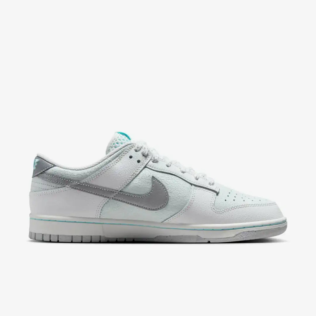 Nike Dunk Low SE Winter Storm Sneakers