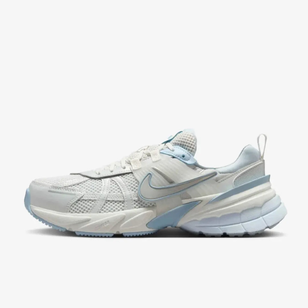 Nike V2K Run Platinum Tint Summit White Light Smoke Grey