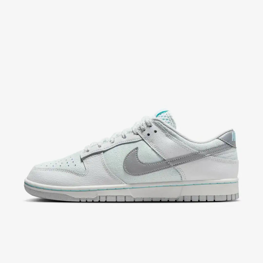 Nike Dunk Low SE Winter Storm Sneakers