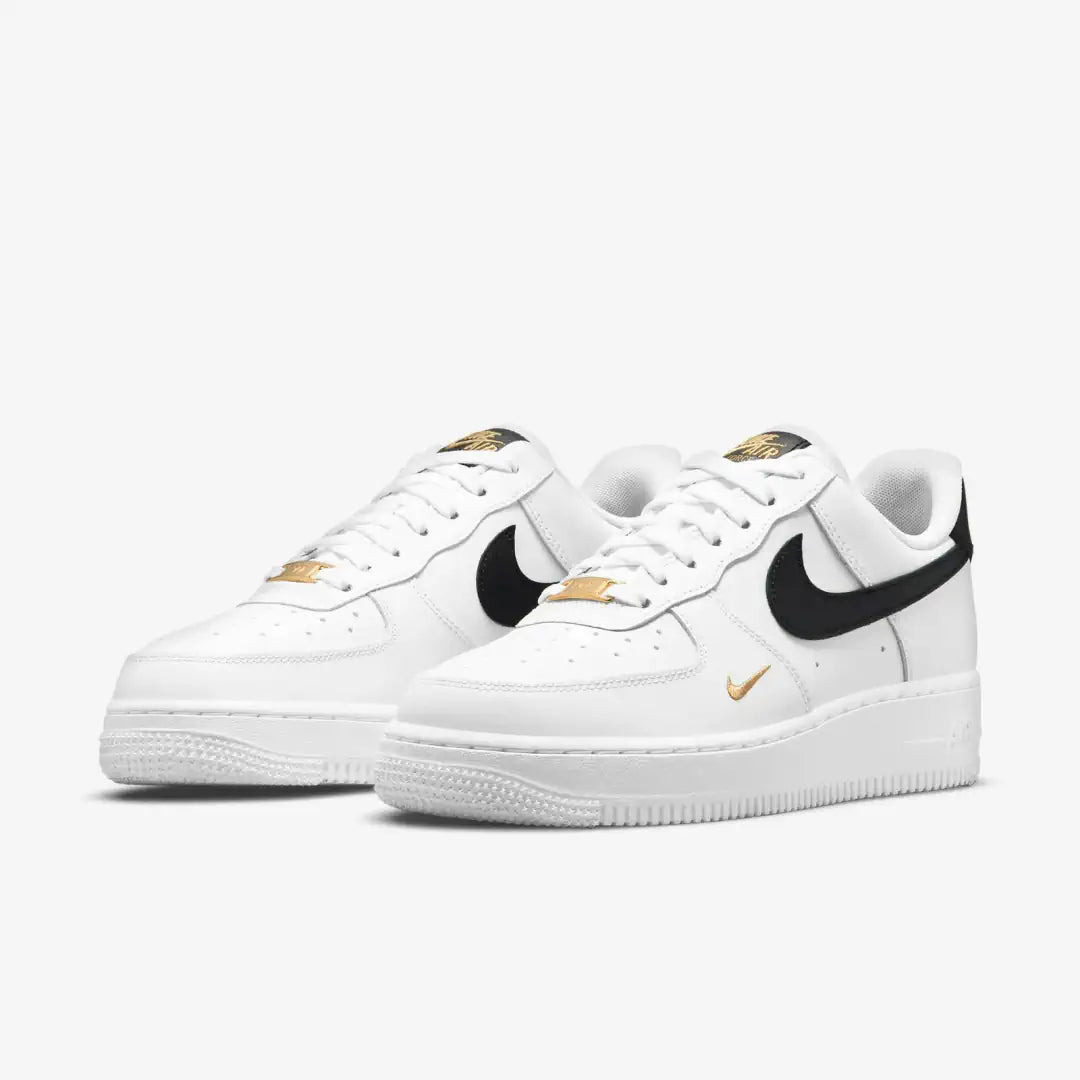 Nike Air Force 1 Low Essential White