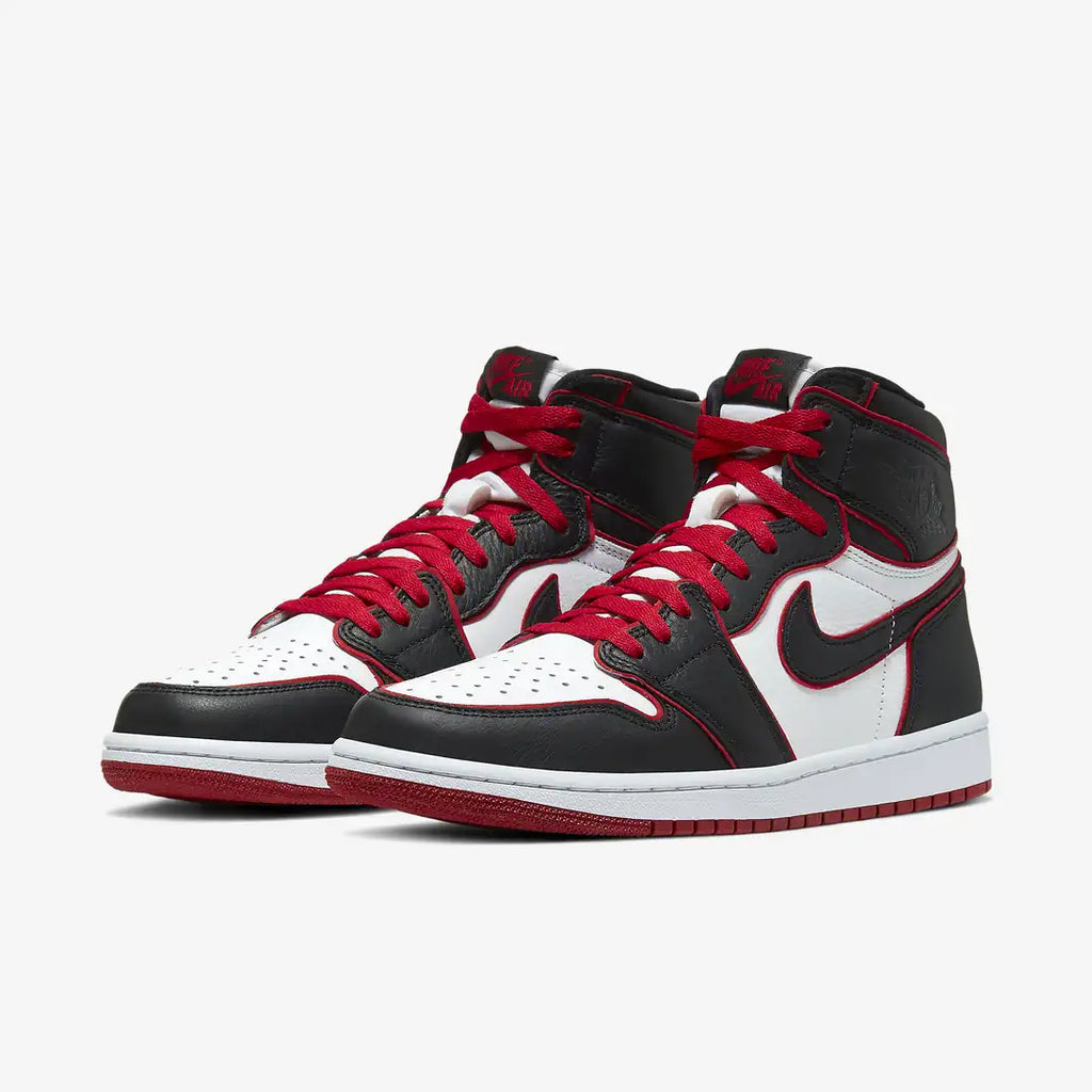 Nike Air Jordan 1 Retro High OG BloodLine Bred