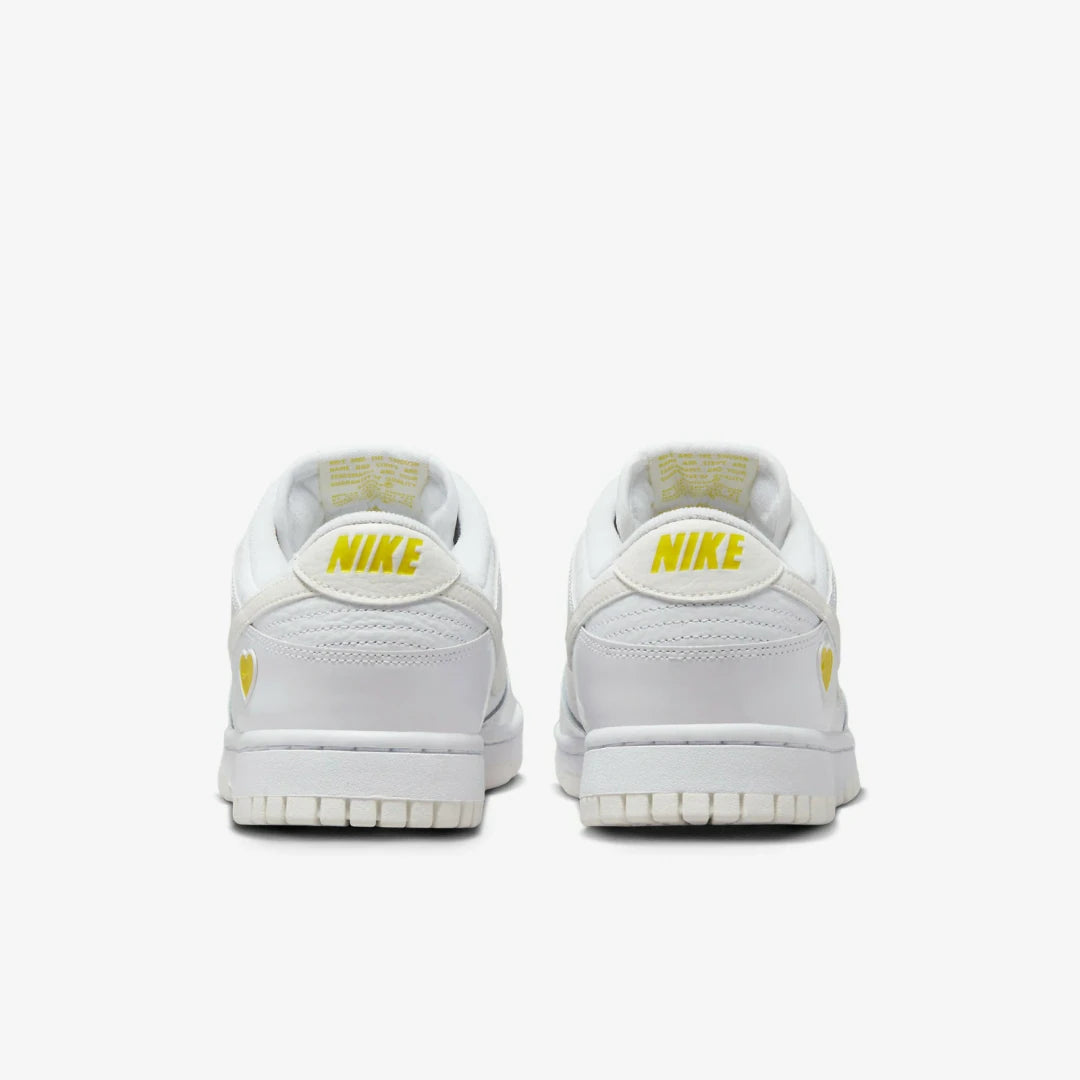 Nike Dunk Low Yellow Heart