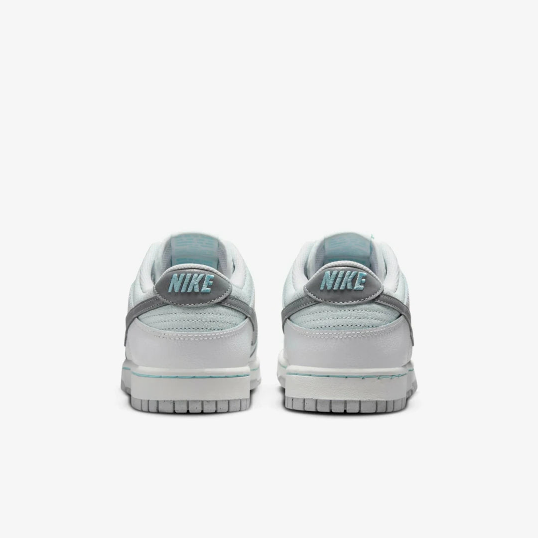 Nike Dunk Low SE Winter Storm Sneakers
